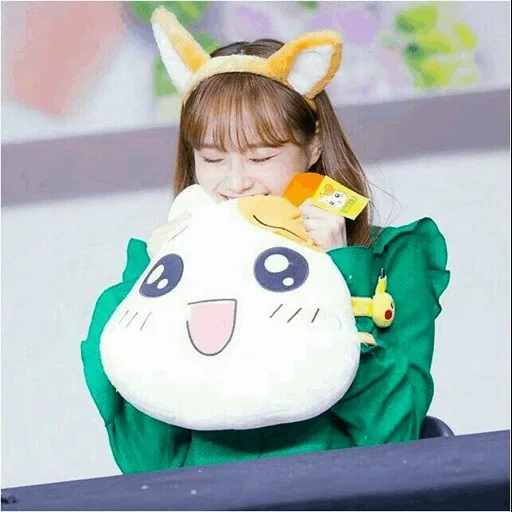 chuu, ragazza, chuu loona, cupo chuu, due volte nayeon