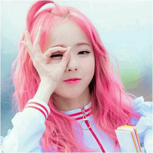 cabelo rosa, loona vivie rosa, estética de loona kpop, cinto de cabelo rosa, cabelo rosa loona vivi