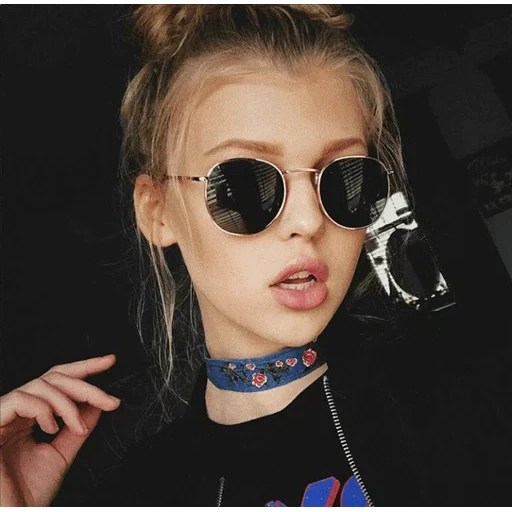 lunettes, jeune femme, des lunettes de soleil, lunettes de soleil rondes