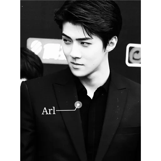 sehun, oh sehun, exo sehun, sehun 2018, sehun dengan rambut hitam