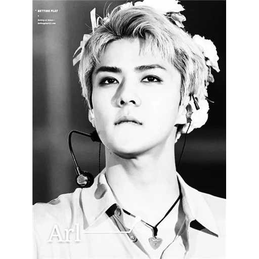 exo sehun, пак чанёль, сехун эксо, сехун цветы, сехун милый