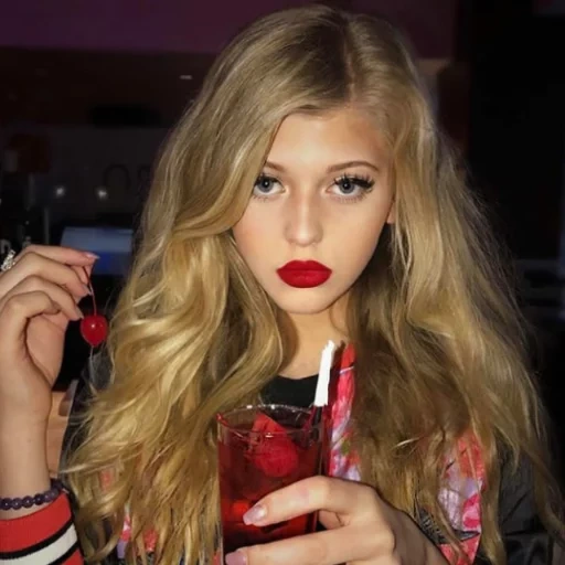 девушка, loren gray, красные губы, губы красивые, макияж красные губы