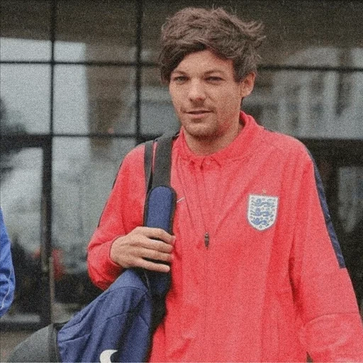 der junge mann, the people, louis tomlinson, jan gonzalez 2021, zenit fußballer