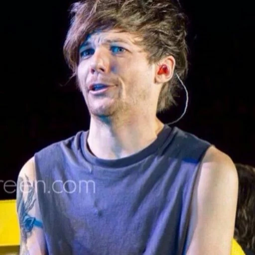 kerl, louis tomlinson, sänger eines mannes, louis tomlinson liegt, zerzaust louis tomlinson