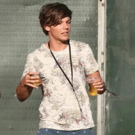 гарри стайлс, луи томлинсон, луи томлинсон 2011, baby louis tomlinson, луи томлинсон блондин