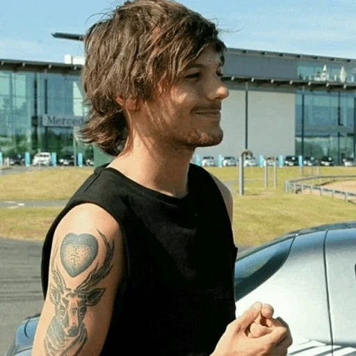 луи томлинсон, louis williams, ларри стайлинсон, one direction луи, louis tomlinson tattoo