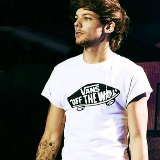 louis tomlinson, larry steinson, louis tomlinson 2021, camiseta louis tomlinson, louis tomlinson august 3