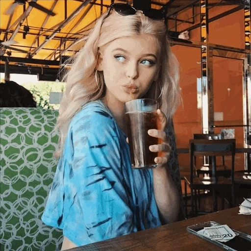 young woman, blonde, loren gray, gigi hadid, beautiful girls