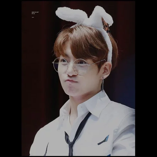 jung jungkook, bangtan boys, jungkook bts, roi arthur, bts jungkook bunny