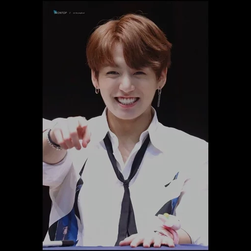 чон чонгук, bts jungkook, bangtan boys, скучающий чонгук, jeon jungkook bts