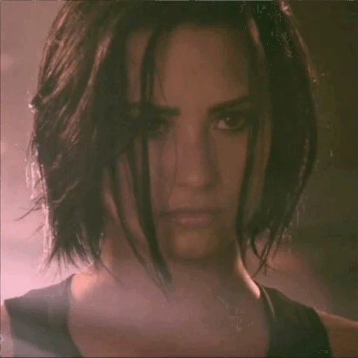 menina, klincon, demi lovato, françois aldi, confiança michelle rodriguez