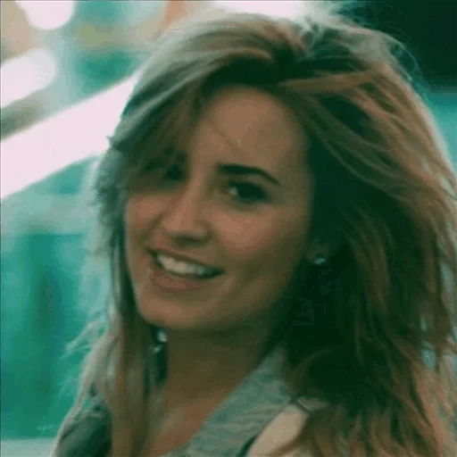 demi lovato, moto demi lovato, made aux états-unis demi lovato, demi lovato fait aux états-unis, demi lovato fait dans le clip usa