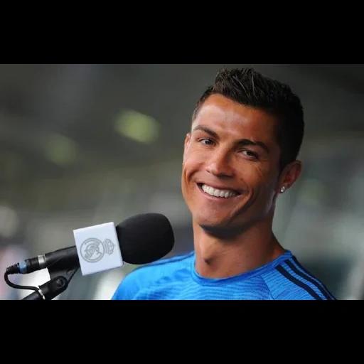 ronaldo, cristiano ronaldo, cristiano ronaldo paris saint-germain, entretien avec cristiano ronaldo, footballeur cristiano ronaldo