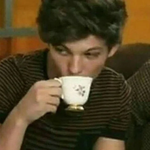 one direction, louis tomlinson, larry stellinson, louis tomlinson tea, one-way phrase