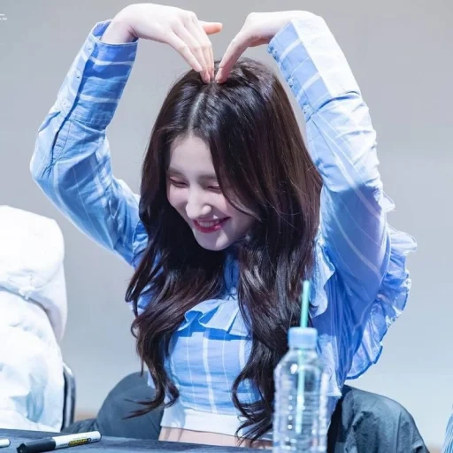 wanita muda, nancy momoland, lee nancy jewel 2000, nancy jewel zakiklank, gadis gadis asia yang cantik