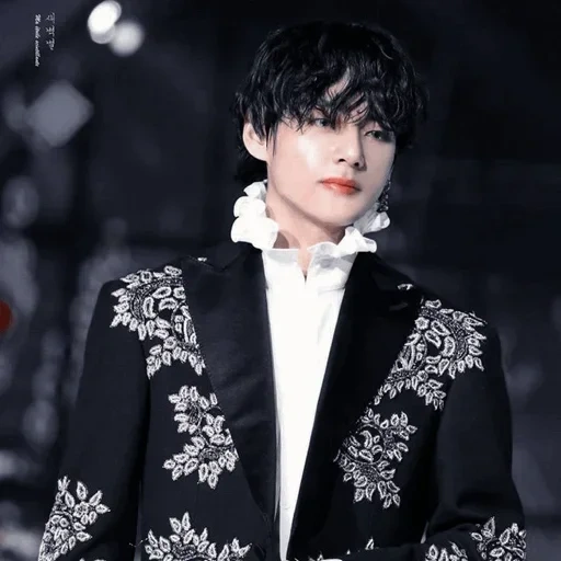 kim tae-hyun, v taehyung, bangtan boys, jungkook bts, taehyung bts