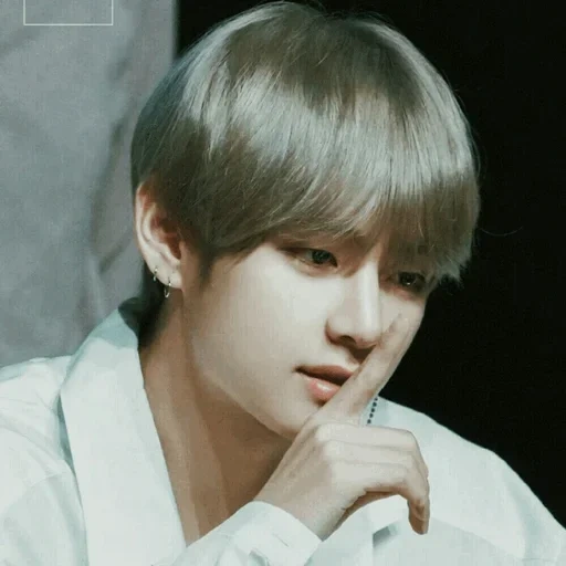 taehen, taehyung, taehen kim, kim ta hyun, kim taehen con i capelli grigi