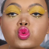 se maquiller, fille, maquillage jaune, maquillage à la mode, cosmetics de maquillage