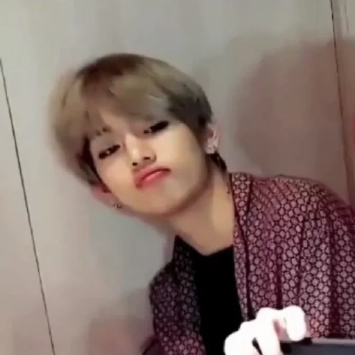 taehyung, lega giovanile antiproiettile di taiheng, kim tae hyun, bts taehyung, taehyung kim