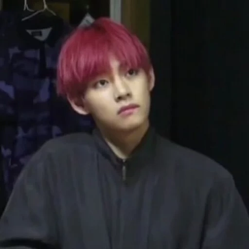 taehen kim, kim ta hyun, bts taehyun meme, taehyun dengan rambut merah, kim taehyun dengan rambut merah