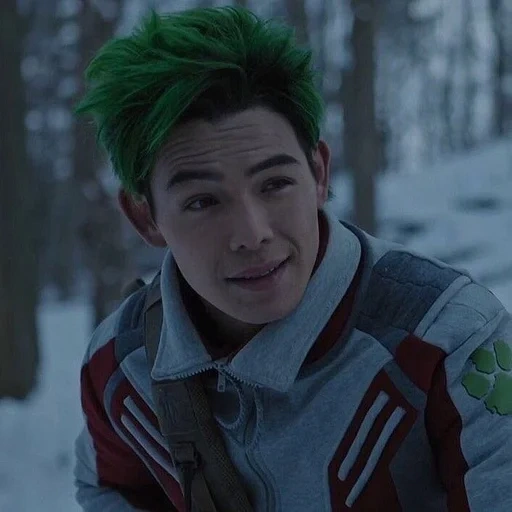 beste schlacht, jason todd, ryan potter bistboy, bist titana bow serie, beast boy titans serie