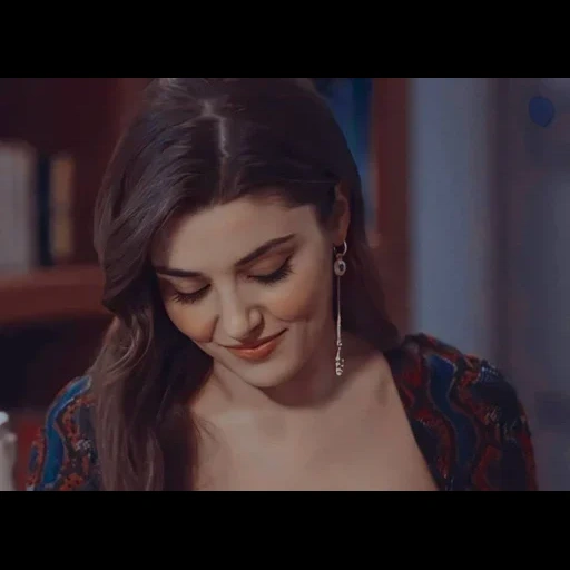 jeune femme, muhabbat tarihi hind, série kundali bhagya, collection d'or xatun eşq qadini, kelin hind series uzbék tilida 3