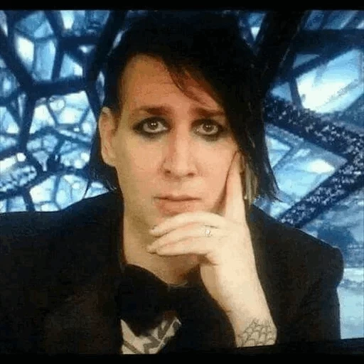 marilyn manson, marilyn manson, marilyn manson lächelt, manson marilyn manson, marilyn manson stellvertreter des winters