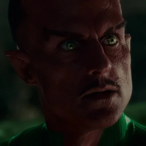 campo de la película, linterna verde fuerte, mark strong green lantern, serie green lantern 2011 kosak, película de linterna verde 2011 paralaje