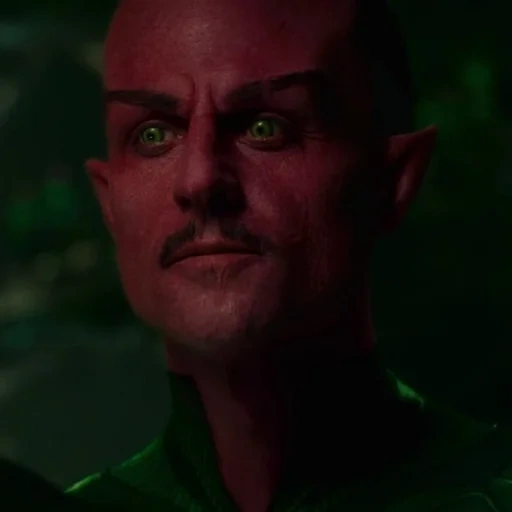 feu vert, chaîne de feu vert, mark strong green lantern, green lantern 2011 série korsak, film vert 2011 parallax