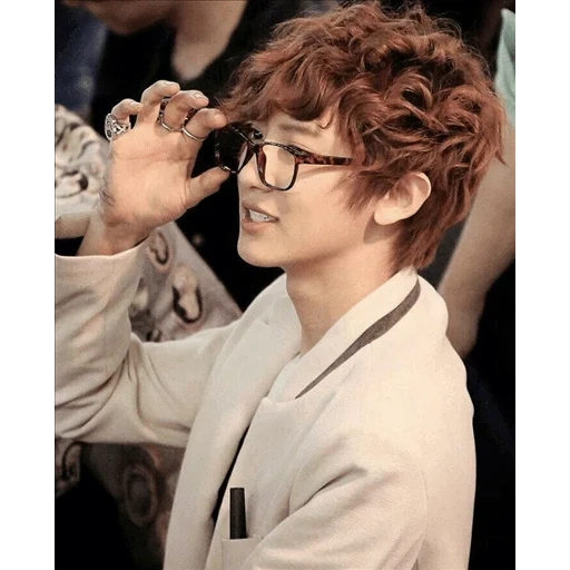 gundukan, eric kpop, egor letov, foto teman, byun baekhyun/park chanyeol