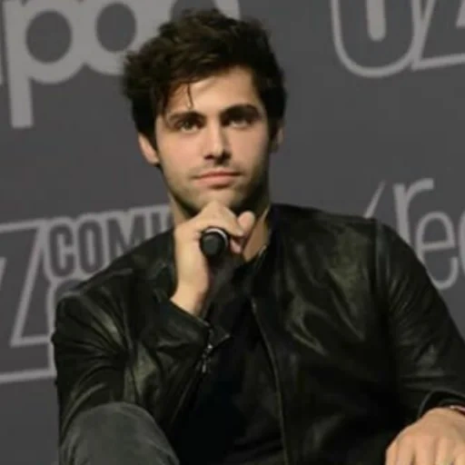 твиттер, мэттью даддарио, matthew daddario, мэттью даддарио алек, matthew daddario 2019