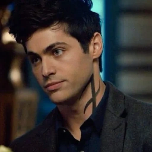 алек лайтвуд, alec lightwood, мэттью даддарио, alec lightwood удивление, алек лайтвуд сумеречные охотники