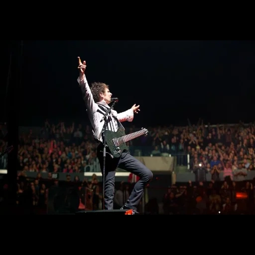 concert, concert, muse 2011 moscou, u2 vertigo tour getty, dimash chanson de l'année 2020