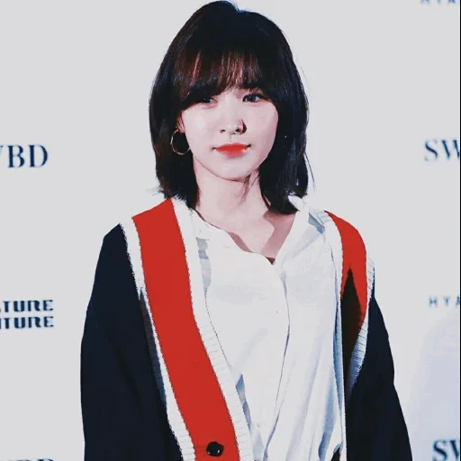 female, red velvet irene, wendy red velvet, wendy red light corduroy 2019, wendy's short red velvet hair