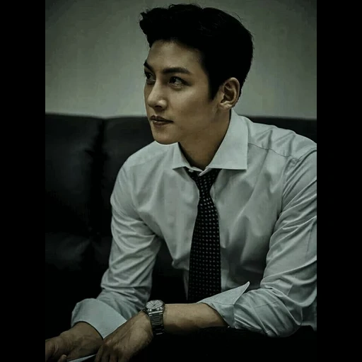 ji chang wook, ji chang wook, attore coreano, ji chang wook smoke, capelli di ji chang wook