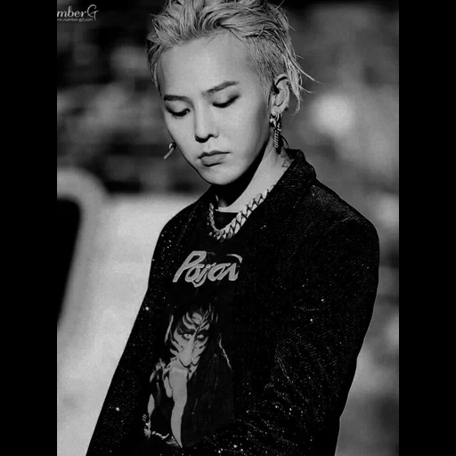 lagu tae, g-dragon, jackson van, g naga big bang, g-dragon dengan rambut hijau