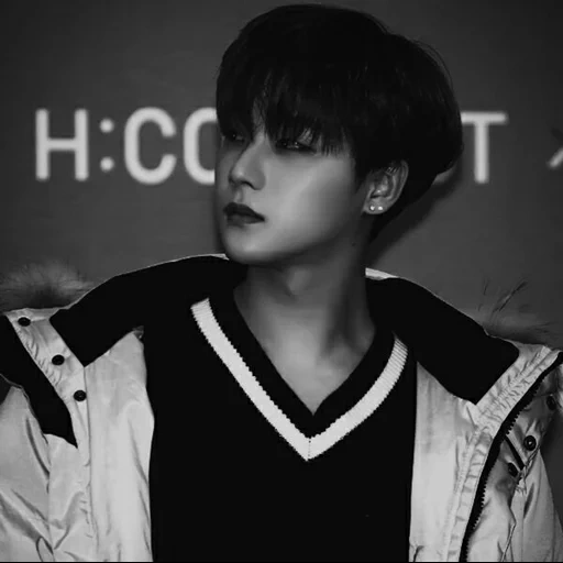 chong guo, zheng zhongguo, bts taehyung, bts jungkook, grupo juvenil à prova de balas