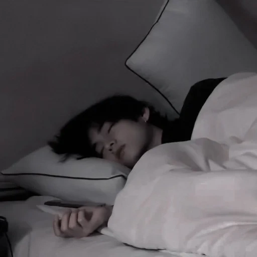 jung jungkook, chica durmiente, taehen bts dormido, kim taehyun está caliente, taehen duerme con ojos abiertos
