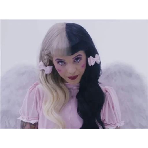 sippy cup, мелани мартинес, cry baby melanie martinez, мелани мартинес sippy cup, sippy cup melanie martinez