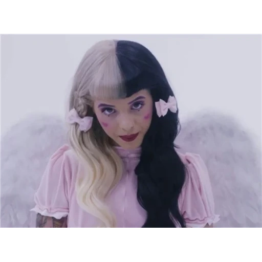 sippy cup, melanie martinez, cry baby melanie martinez, melanie martinez sippy cup, sippy cup melanie martinez