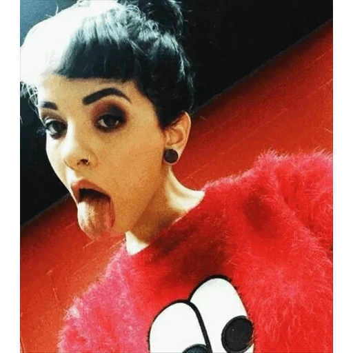 helsinque, finlândia, melanie martinez, fotos da finlândia, capa de carrossel melanie martinez