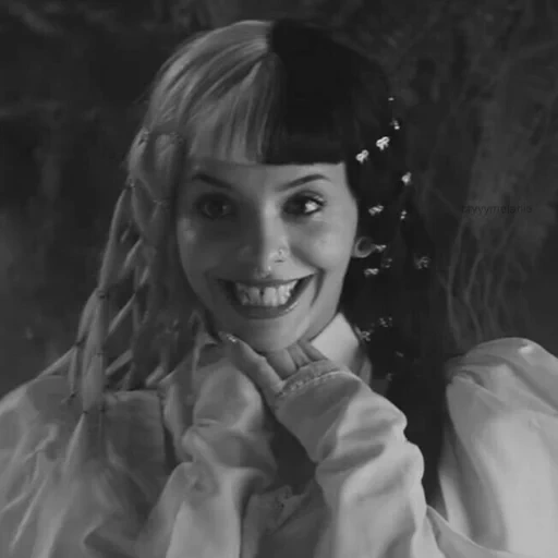 found, elizabeth i, melanie martinez, cry baby melanie martinez, mad hatter melanie martinez clip