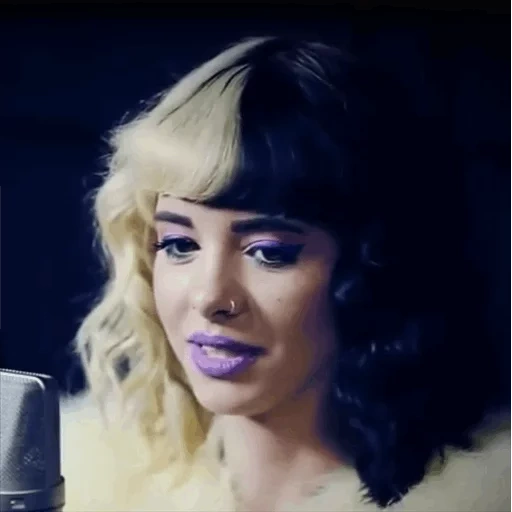 melani martinez, melanie martinez cry baby, melanie martinez dollhouse, relati suggestioni delle parole chiave, la signora common canta la ragazza canta