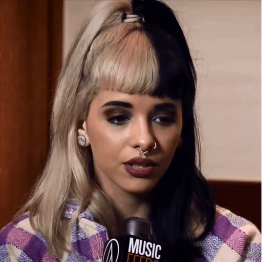 jeune femme, mélanie martinez, melanie martinez s'est séparée, interview de melanie martinez, melanie martinez pleure bébé