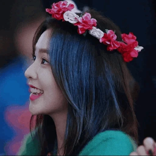 roter samt, red velvet irene, asiatische mädchen, irene red velvet crown, irene red velvet instagram