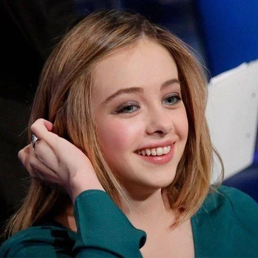 gadis, aktris, kirnan shipka, chloe motz 13, josephine langford lifchik