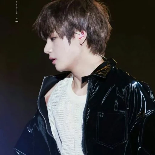 taehyung, taihengjin, jin taixian, bangtan boys, kim taehyung cabelo preto 2019