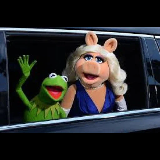 muppet show, comet the frog, miss cormit piglet, muppet show miss piggy sister mi, frog miss comey piglet oganzo