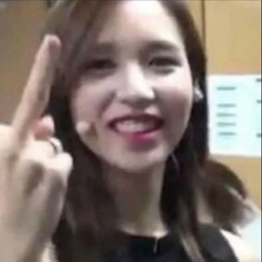 twice, they are naun, twise memes, twice nayeon, mina twisse memes