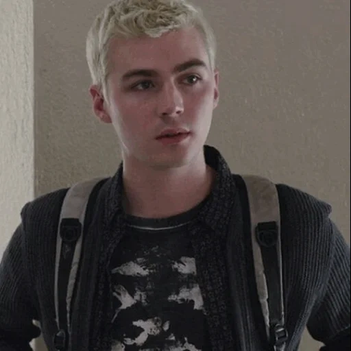 der junge mann, roy mckenzie, daddy lessons, miles heizer blonde, miles heizer orientierung